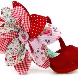 Irregular Coice Foxy Flowertop Heels